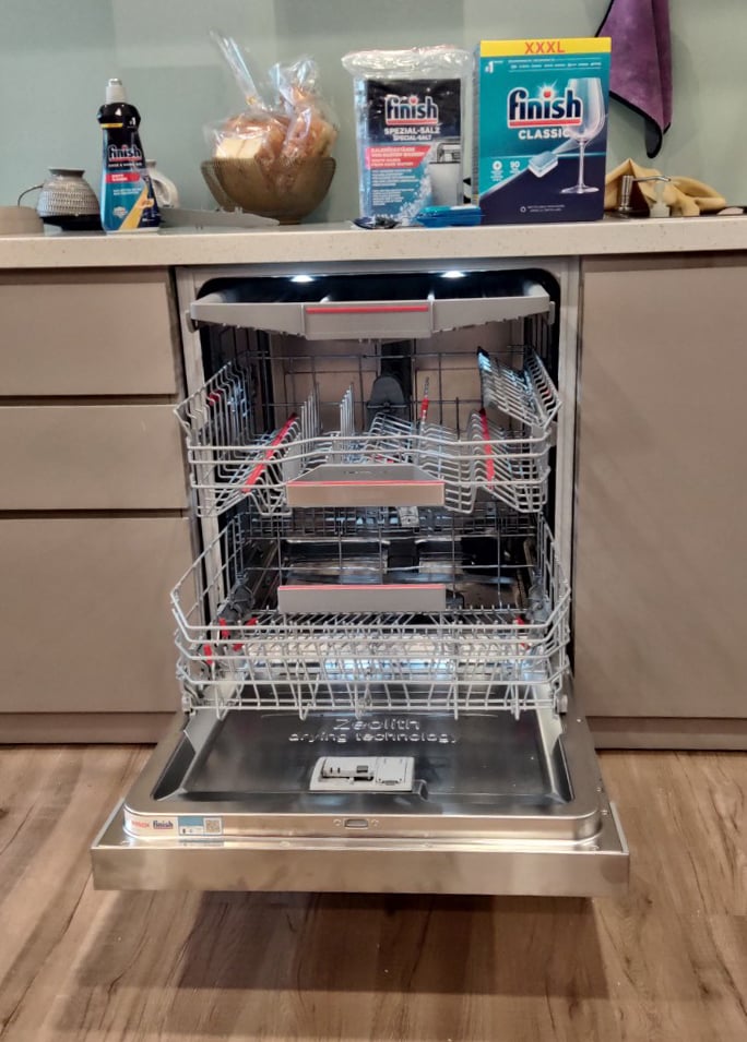 máy rửa bát Bosch SMI6ZCS49E thiết kế